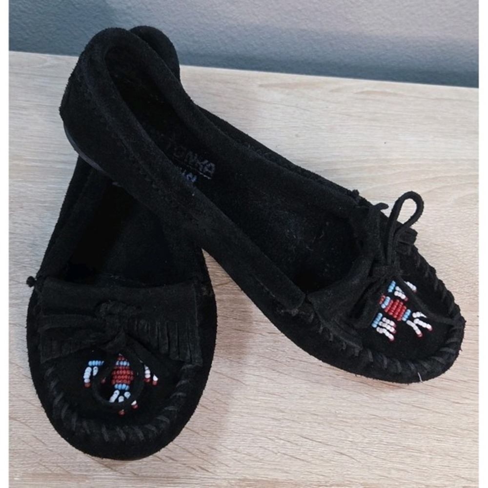 Minnetonka Thunderbird Moccasins Womens 6 Black Suede Beaded Fringe Slip On Flat